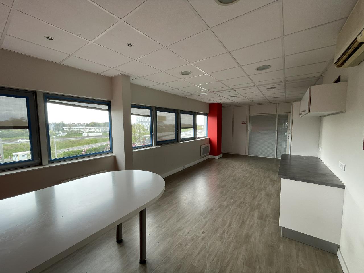 Bureau Saint-Herblain 944m² Location bureau Saint-Herblain Loire-Atlantique OLBUR2309937 5